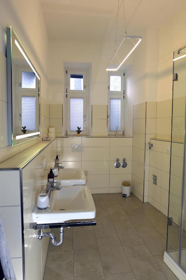 Denkmalgeschuetzte Grosse Boheme Altbauwohnung In Citylage Landshut Eksteriør billede